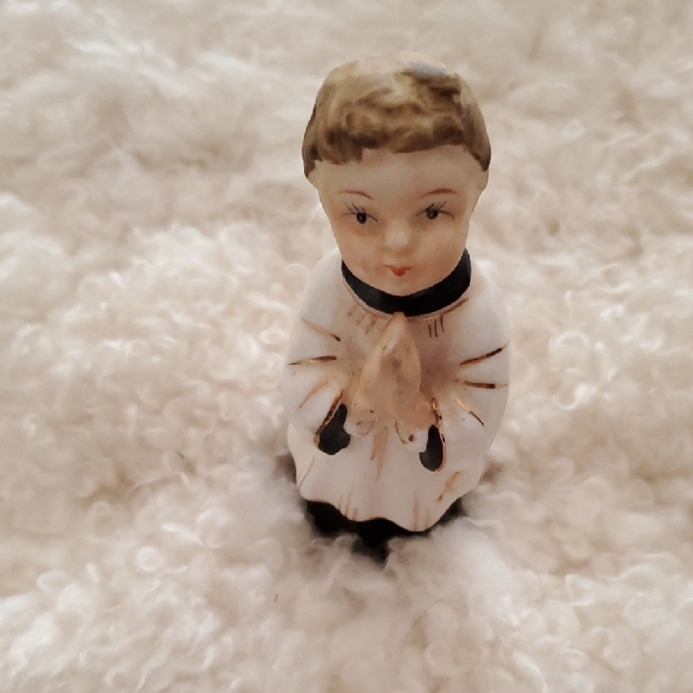 Ceramic Praying Figurine